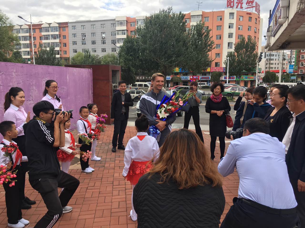 F6福鹿会_官方网站app下载