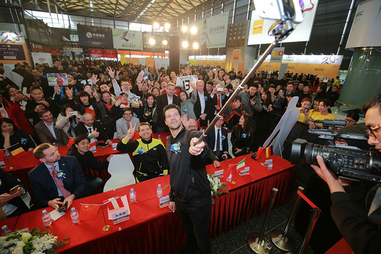 F6福鹿会_官方网站app下载